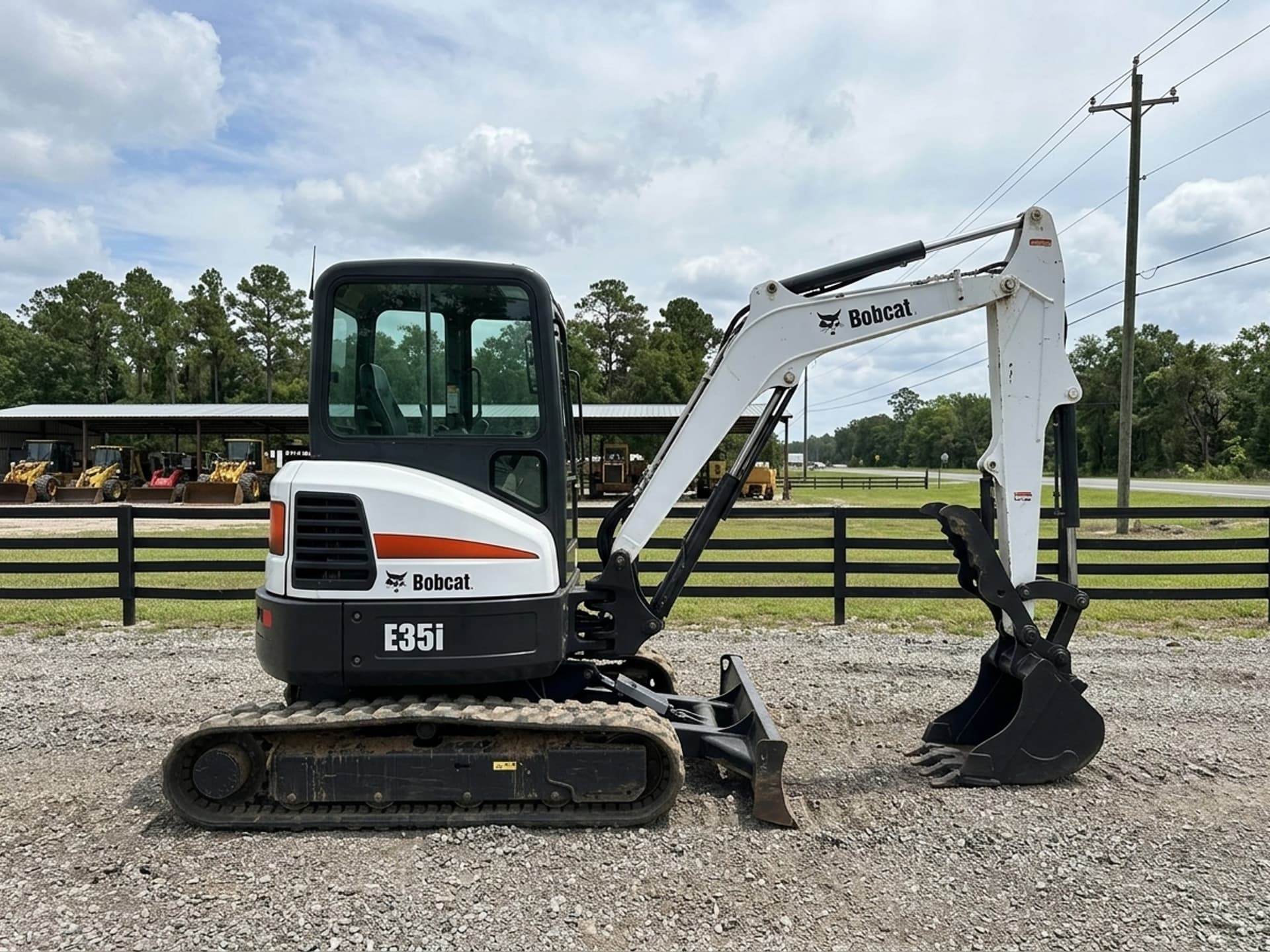 2015 BOBCAT E35I